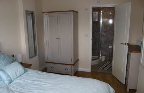 Lovely 1 bedroom basement apartment with stunning views - Foto 8