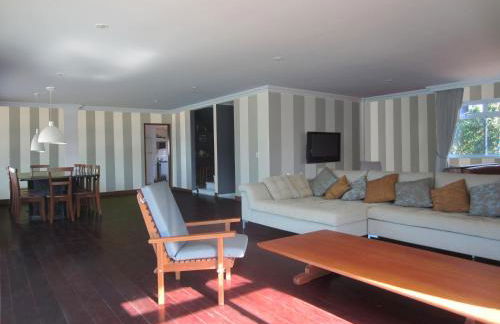 Casa de 850m2 e piscina na Praia de Santa Helena. - Foto 8