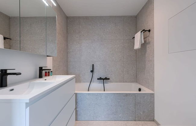 Renovated Apartment With sea View and Parking - Foto 29