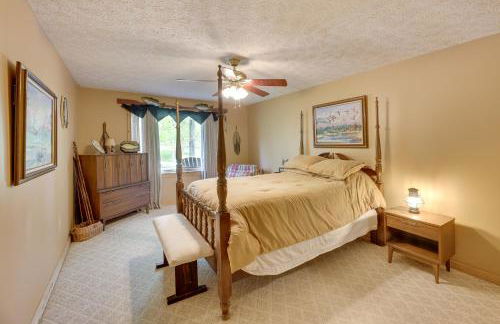 Fraziers Bottom Cabin on 800 Acres of Land with Lake - Foto 27