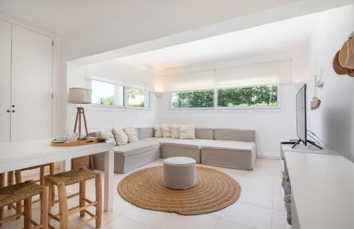 NEW! Villa ESPERANZA, Can Marilla, Front Sea View, Pool, AC, BBQ - Foto 23