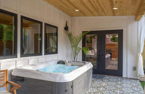 Petit Paradis Studio with hot tub - Photo 38