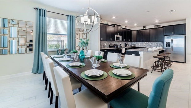 Lakeview 6BR Cozy Home Pool/spa,steps to Waterpark - Foto 2, Imagen principal