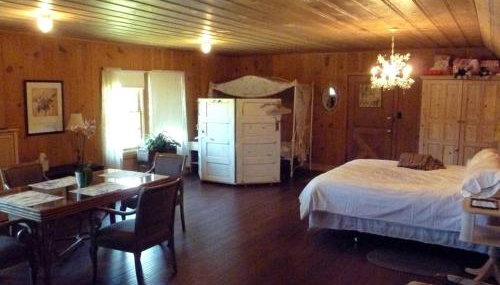 Rustic Cabin Rental in a Wild Meadow near Crater Lake National Park, Oregon - Foto 4