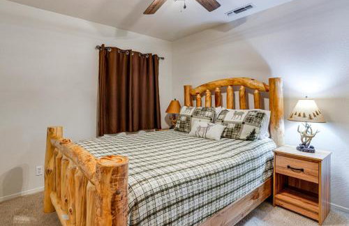 Furnished Deck and Fire Pit Sherwood Forest Cabin - Foto 14