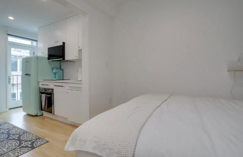 Sojourn's Eastern Market Carriage House Sleeps 2 - Foto 15