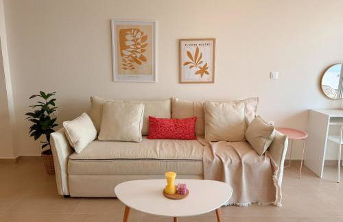 Above The Sea Luxury Apartment - Photo 4