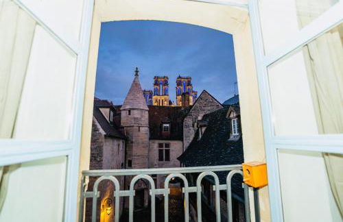 Nid douillet La Cour du Dauphin, Vue cathédrale imprenable - Foto 3