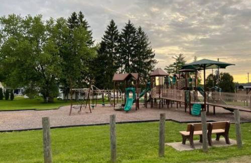 4 bdr Cottage, Edinboro Lake Views, Dogs Welcome - Foto 35