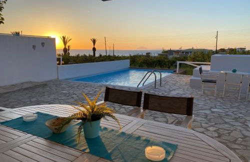 Betty's Villas - Photo 40