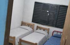 Casa inteira com árvore e rede perto do Aeroporto de CG - Foto 2