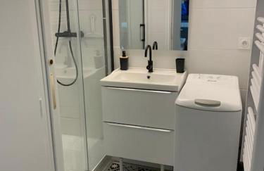 Appartement centre-ville Saint-Lary vue montagne - Foto 5