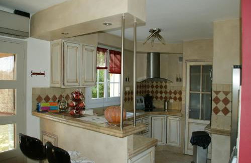 Villa in Reillanne with Private Pool - Foto 17