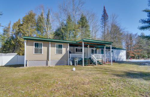 Houghton Lake Area Home with Fire Pit and Yard! - Foto 3