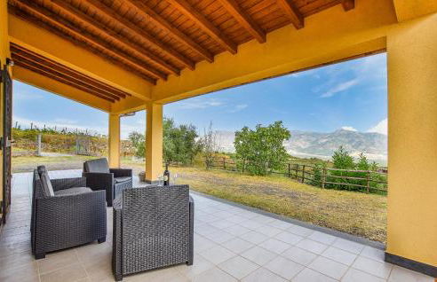 Amazing Home In Castiglione Di S - Foto 1