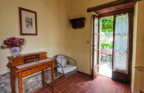 Farmhouse With Stables, Horses and the Ability to Make Horseback Riding - Photo 32