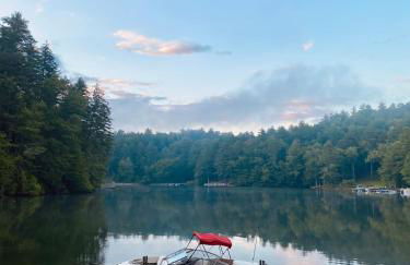 Lakefront Home with Private Dock on Lake Glenville - Foto 19