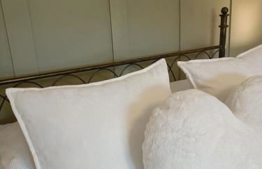 3 Bed Countryside Cottage in Harrogate with free parking and strong wifi - Photo 22