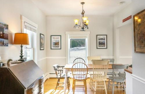 Updated 1900s Home with Fire Pit - Pet Friendly - Foto 13