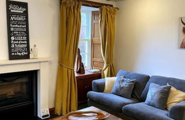 Historical North Cottage in Old Deer - Photo 2