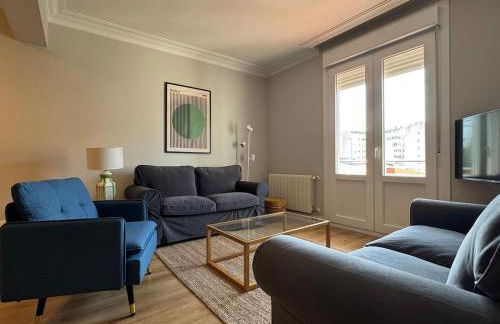 Nuevo y luminoso apartamento en el corazón de Vigo - Foto 1