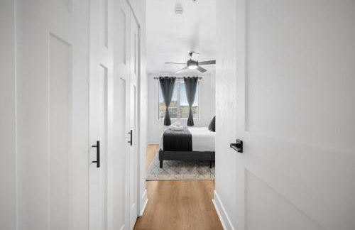 PFR Suites - Highland, 3BR 2BA Shadyside Condo, Penthouse Unit, 2 Decks, Off-Street Parking, 4th Floor Walkup - Foto 25