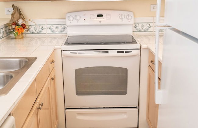 Deluxe Sea View Villas at Paradise Island Beach Club Resort - Foto 12