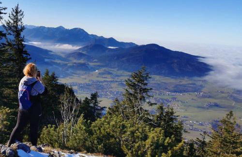 Ferienwohnung mit Garten und Bergblick - Foto 19