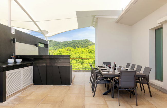 Luxurious Seaview 4BR Private Pool Villa by Intira Villas - Foto 17