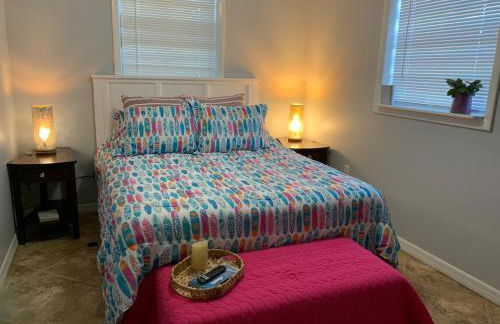 Quaint Coastal Pool Home on Florida's Space Coast - Foto 6