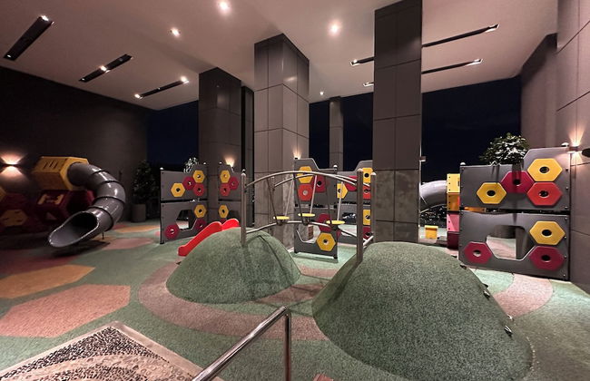 Skyline Luxe 4BR Retreat with En-suites - Foto 36