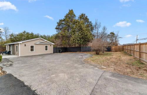 Two Dulles homes 1 price sleeps 16 w-EV parking - Foto 56