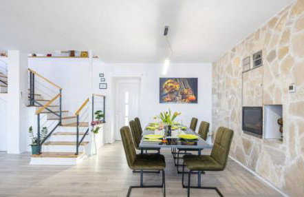 Charming village house with pool - Photo 43