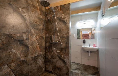 Nice Home In Darlowo With Wifi - Foto 24