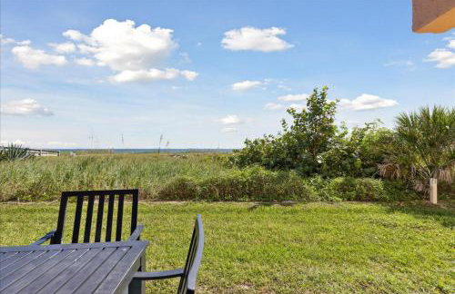 Spanish Main - Cocoa Beach Oceanfront Condos near Port Canaveral - Photo 23