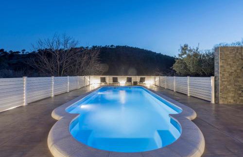 Villa Arbareto with heated swimming pool - Photo 3