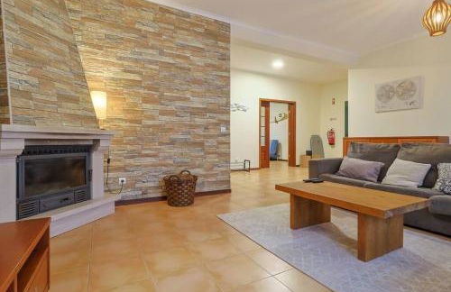 Azores Surf Center House - Photo 16