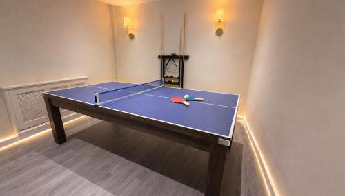 Spacious 3-Bed House with Private Yard - Foto 4