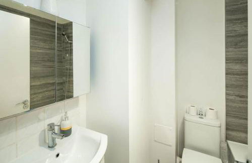 Cozy Retreat Near Heathrow Airport - Foto 15