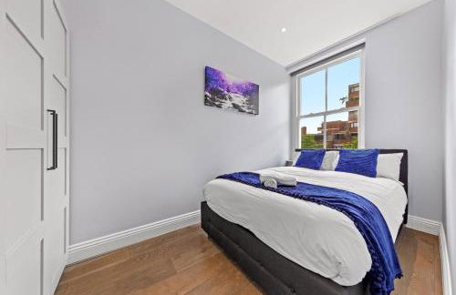 Westminster 2 Bedroom apartment with AC sleeps 5 - Photo 7