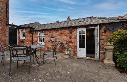 Compton House Snug - Photo 30