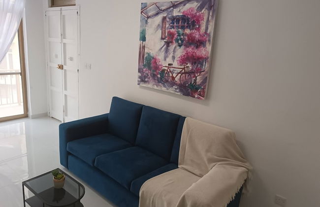 Seaside Stylish and Spacious 2-bedroom Apartment - Foto 10