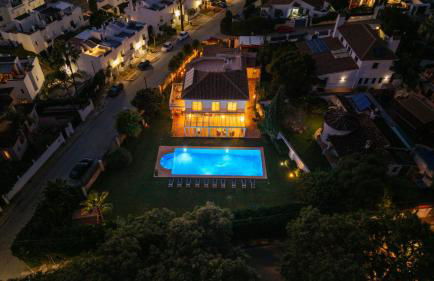 VACATION MARBELLA I Villa Bosquecito, Giant Private Heated Pool, 4min to the Beach, 6 BR, Spacious Villa - Foto 41