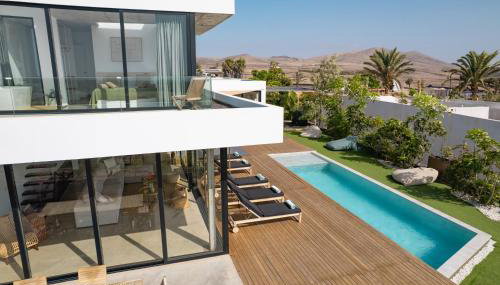 Salty Villa by Aura Collection - Photo 3