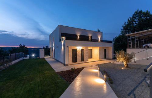 Villa Althea for 8 persons near Labin with 35 m2 heated pool, kids playground & large garden - Foto 17