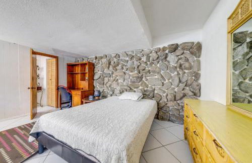 5 Mi to Hollywood Blvd! Miramar Apt with Shared Pool - Photo 5