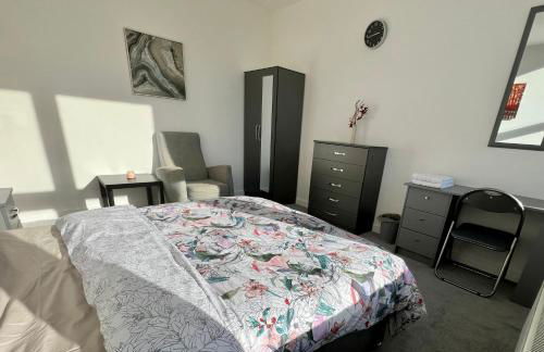 2 Bedroom Flat Ground Floor in Town Center Wellingborough - Photo 17