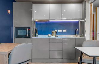 Roomzzz Leeds City - Foto 20