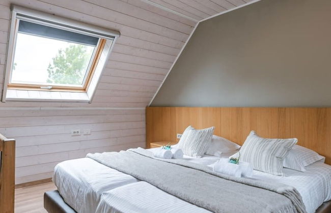 Lovely Andr Farm in the Greenery of Kortrijk - Photo 19