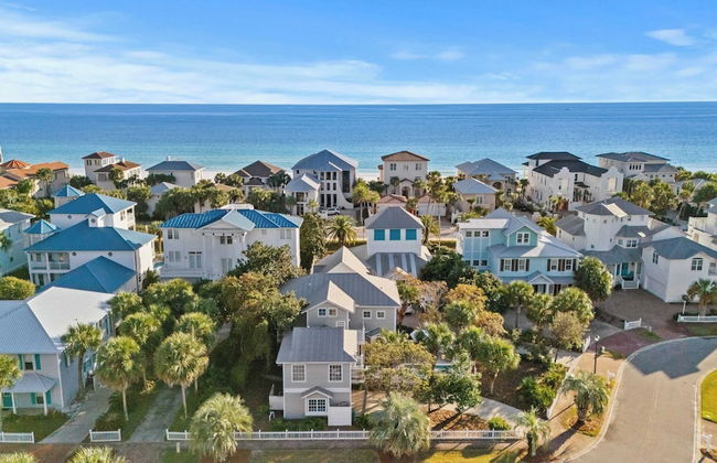 Steps to Beach! Arcade Game Room, Pool + Hot Tub Calico Scallop by Avantstay - Foto 77